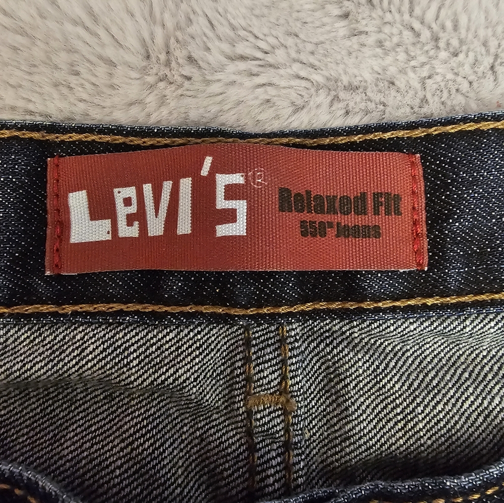 Levi's 550 Husky Fit Jeans - Picture 2 of 5